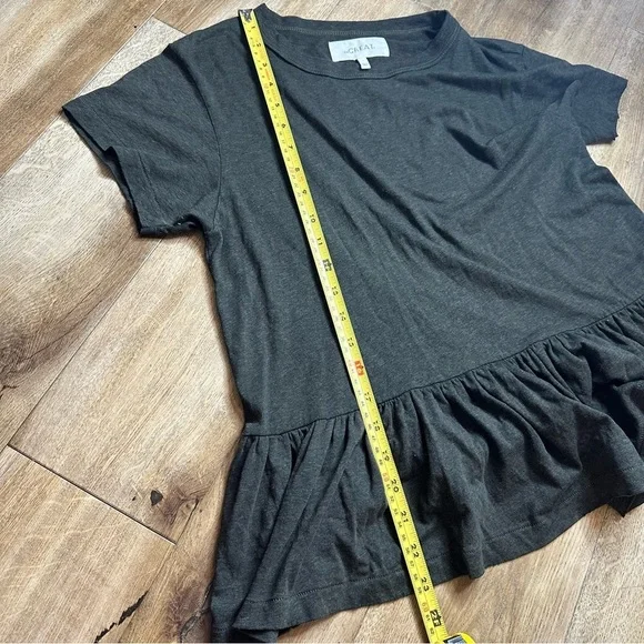 THE GREAT. Gray Ruffle Top Size 1 - Picture 13 of 15